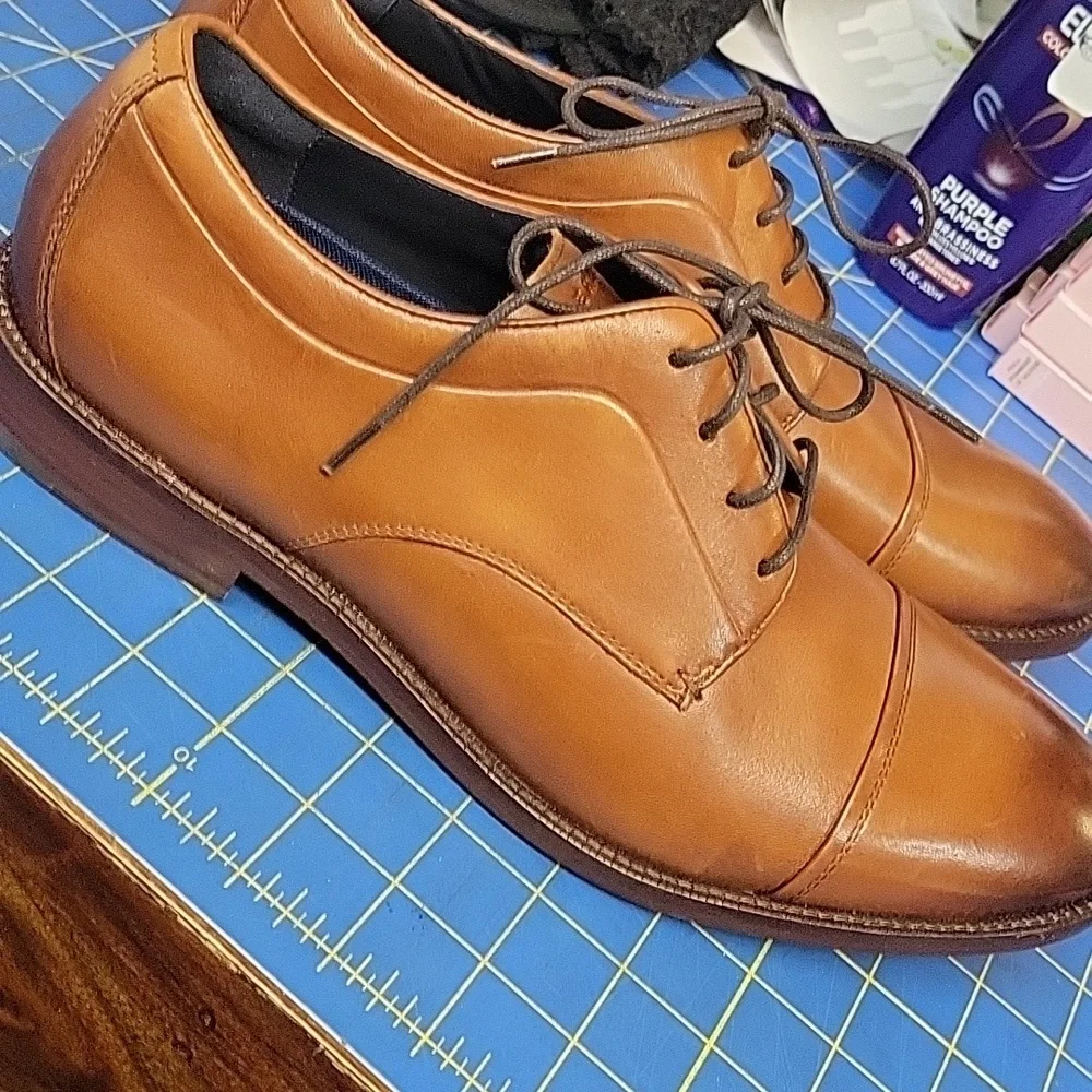 Cole Haan Men's Tan Leather Derby Shoes Size 10M Pre-Loved